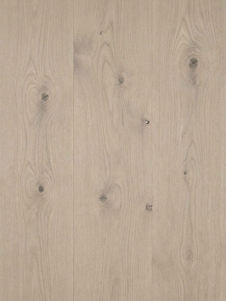 Grade ABCD oak flooring example: more and larger knots and strong variation
